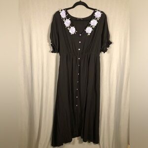 BloomChic Black Cinch Waist Dress w/ Lavender Floral Appliqué Neckline & Buttons